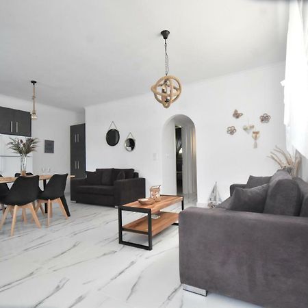Anesis Apartment Karpathos Town  Exterior photo